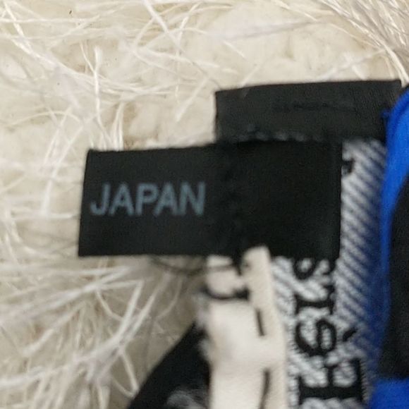 Mardi Gras print scarf Louis Feraud - Picture 8 of 8